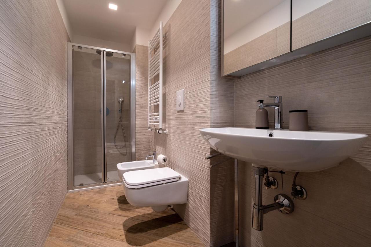 Aurealiving - Trastevere With Rooftop & Gym, Your Place In Lägenhet Rom